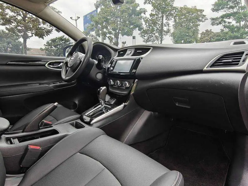 Sylphy 2016 1.6XL CVT Deluxe Edition — 13