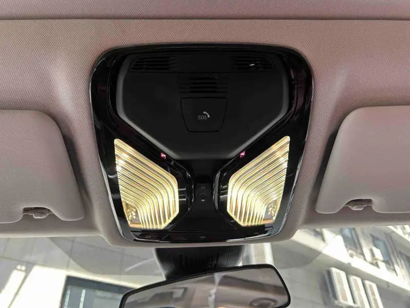 BMW 3 Series 2023 325Li M Sport Package — 9