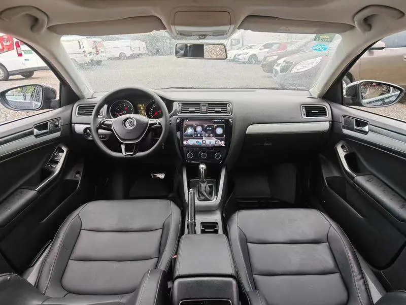 Sagitar 2015 1.6L Automatic Fashion Model — 8