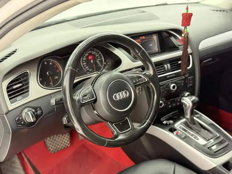 Audi A4L 2015 35 TFSI Automatic Standard Model — 9