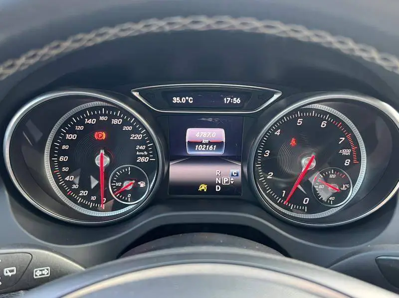 Mercedes-Benz GLA 2018 GLA 200 Dynamic — 8