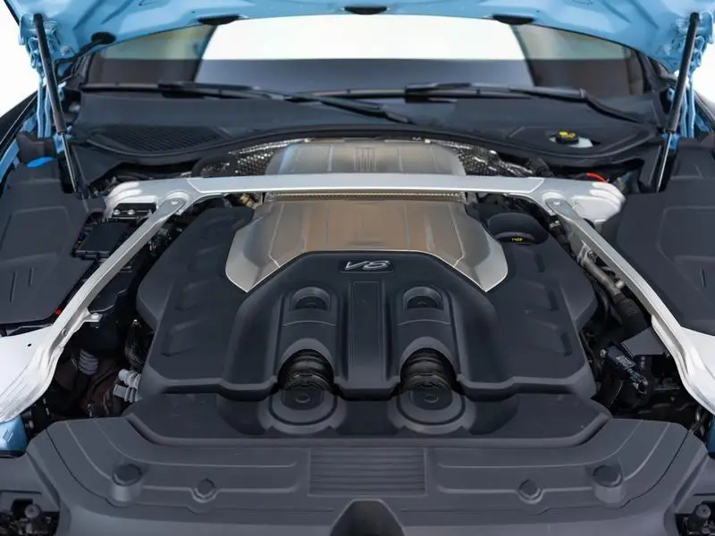 Europe 2022 4.0T GT V8 — 7