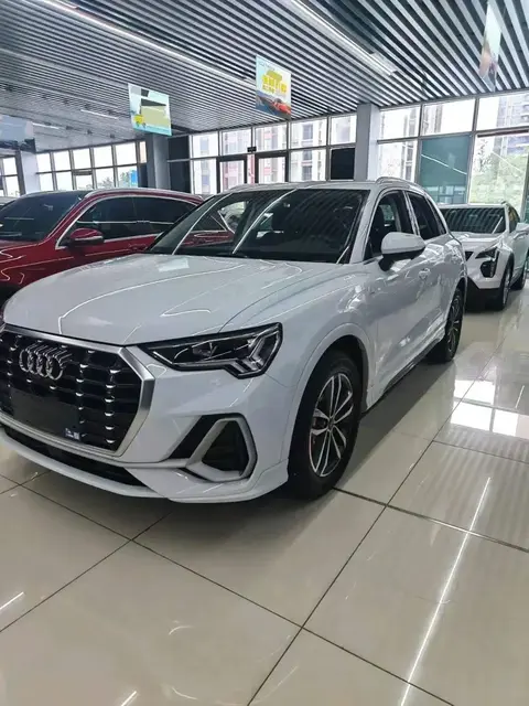 Audi Q3 2021 35 TFSI Progressive Dynamic Edition