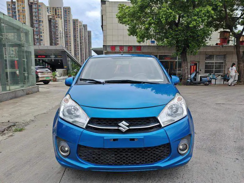 Alto 2013 1.0L Automatic Luxury Model — 2