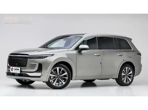 Ideal ONE 2021 Extended Range 6-seater Edition