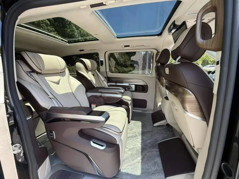 Mercedes-Benz V-Class 2022 V 260 L Long Wheelbase Luxury Edition — 10