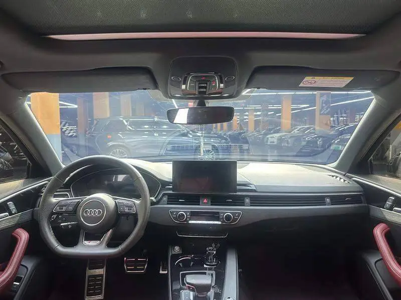 Audi A4L 2024 40 TFSI Luxury Dynamic Edition — 7