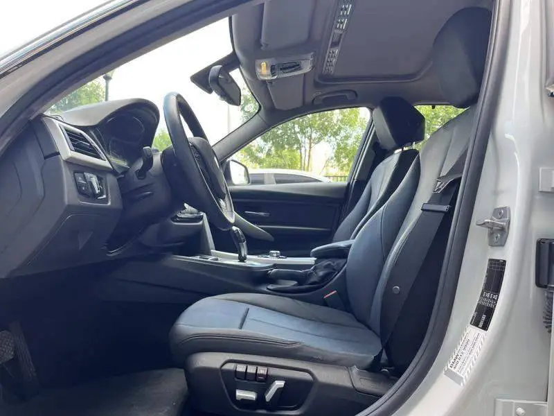 BMW 3 Series 2016 320Li Fashion Edition — 16