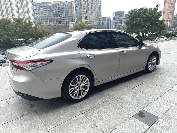 Camry 2018 2.5G Deluxe Edition — 8