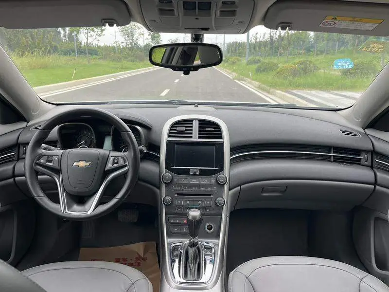 Malibu 2016 2.0L Automatic Luxury Edition — 13