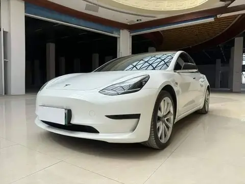 Model 3 2019 Standard Range RWD Upgraded Edition