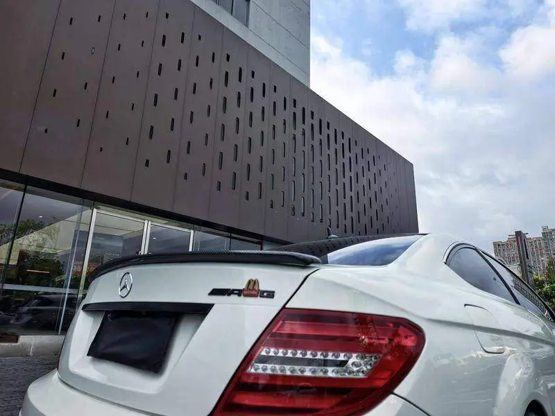Mercedes-Benz C-Class AMG 2012 AMG C 63 Coupe Dynamic Edition — 10