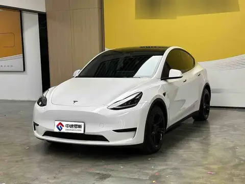 Model Y 2022 rear-wheel drive version — 1