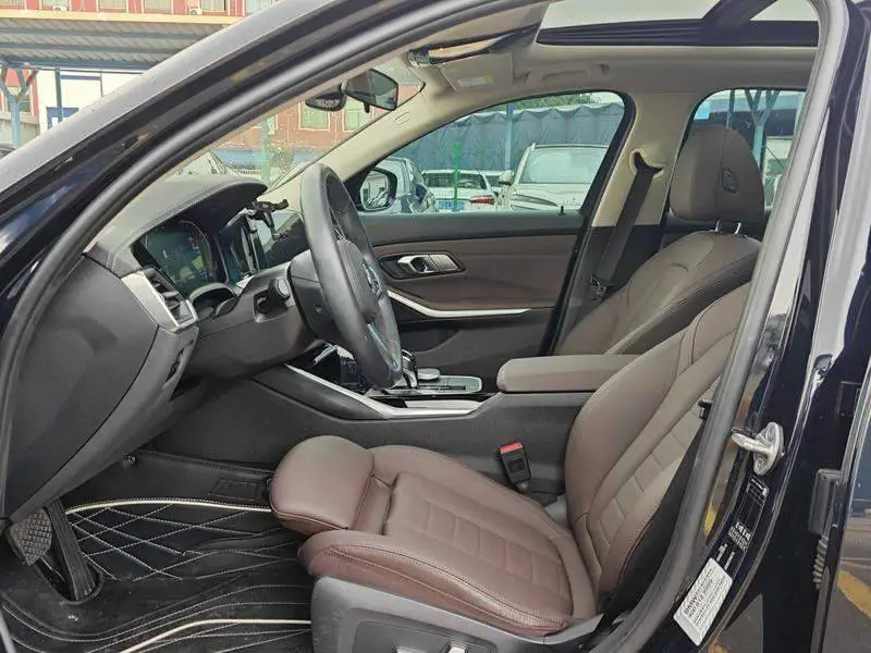 BMW 3 Series 2021 320Li M Sport Package — 15
