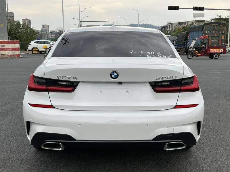 BMW 3 Series 2021 facelift 325Li M Sport Night Edition — 5