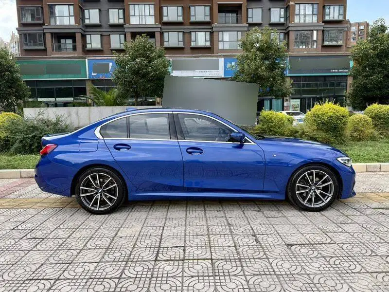 BMW 3 Series 2020 facelifted 325i M Sport package — 7
