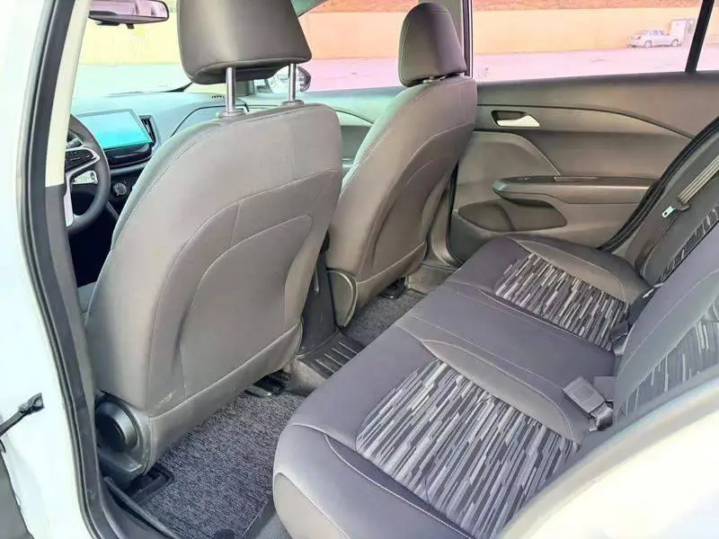 Cobalt 2019 320 Automatic Enjoy Sunroof Edition — 11