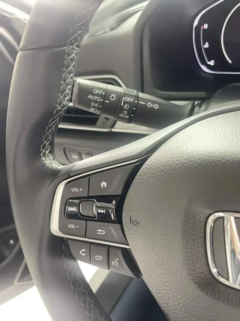 Accord 2022 260TURBO Deluxe Edition — 9
