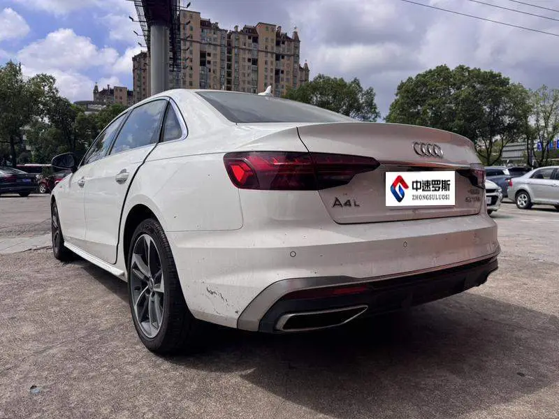 Audi A4L 2023 40 TFSI Stylish and Dynamic — 4