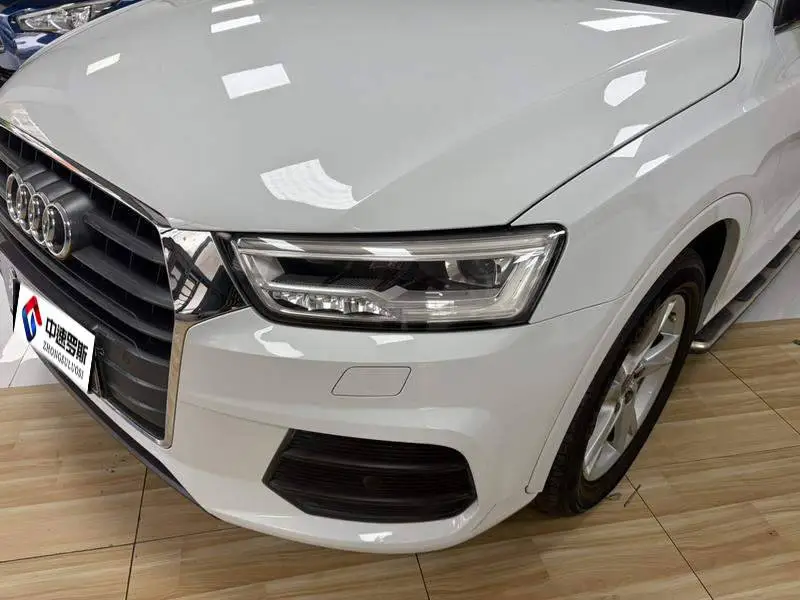 Audi Q3 2018 30th Anniversary Model 30 TFSI Fashion Model — 10