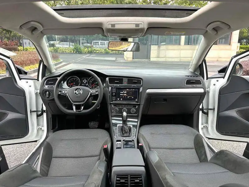 Golf 2019 280TSI DSG Comfort National V — 5