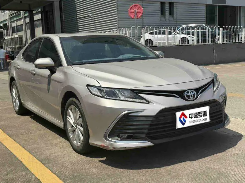 Camry 2023 2.0GVP Leading Edition — 3