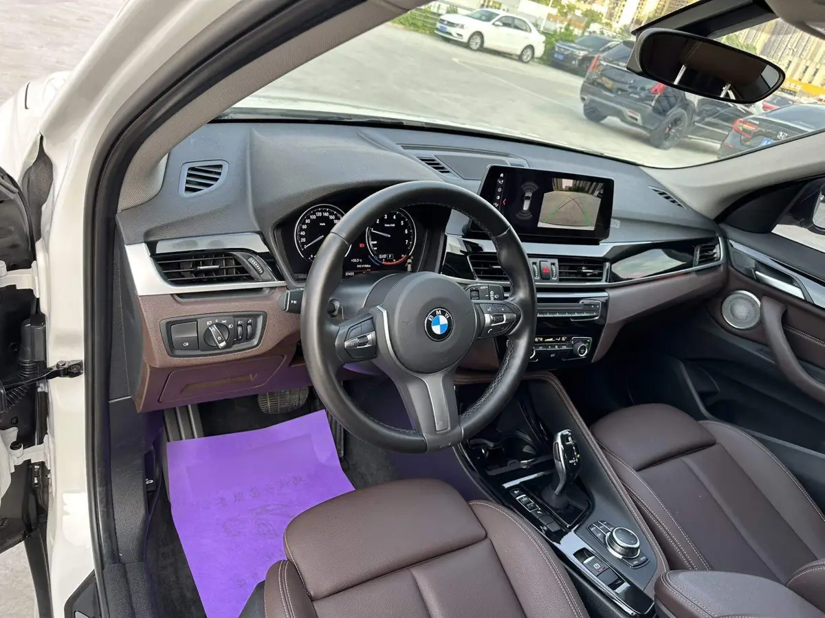BMW X1 2022 sDrive20Li Premium Edition — 9