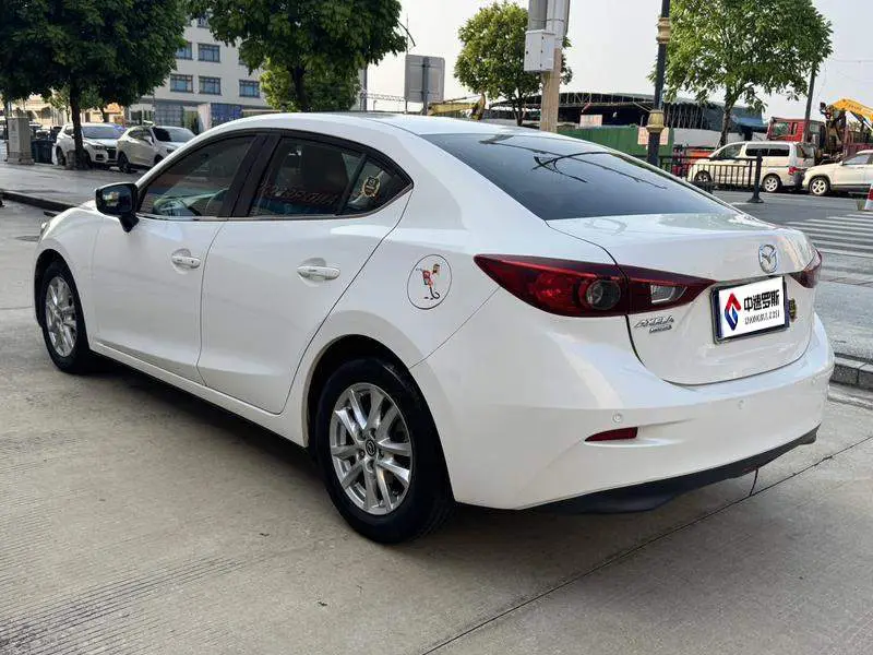 Mazda 3 Angkesaila 2014 Sedan 1.5L Automatic Comfort — 4