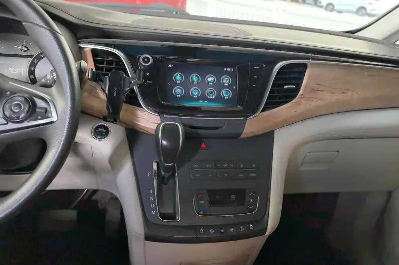 Buick GL8 2018 ES 28T Comfortable National VI — 14