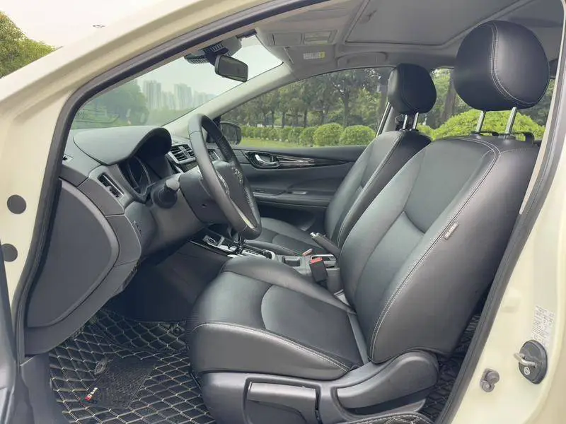 TIIDA 2021 1.6L CVT Intelligent Edition — 16
