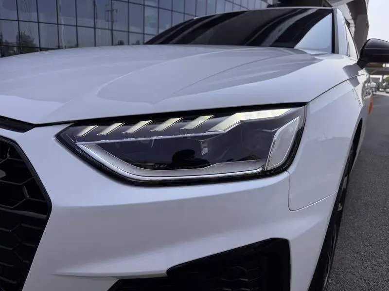 Audi A4L 2023 40 TFSI Luxury Dynamic Edition — 11