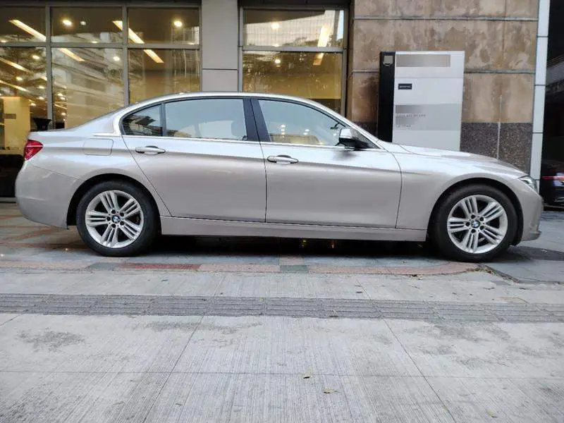 BMW 3 Series 2016 320Li Fashion Edition — 8