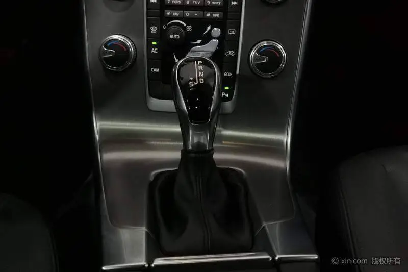 Volvo S60 2018 S60L T3 Smart Progressive Edition — 15