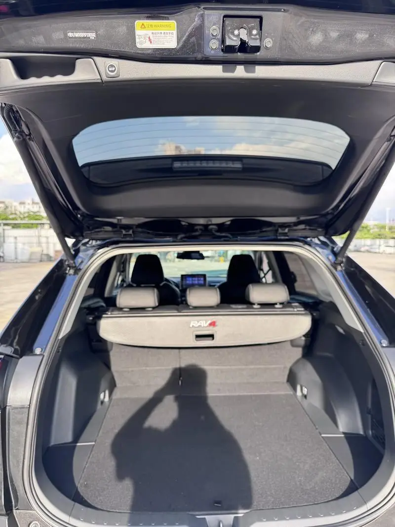 RAV4 Rongfang 2023 2.0L CVT 2WD Fashion Edition — 18