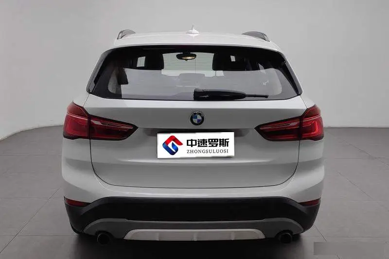 BMW X1 2018 xDrive20Li Premium Edition — 3