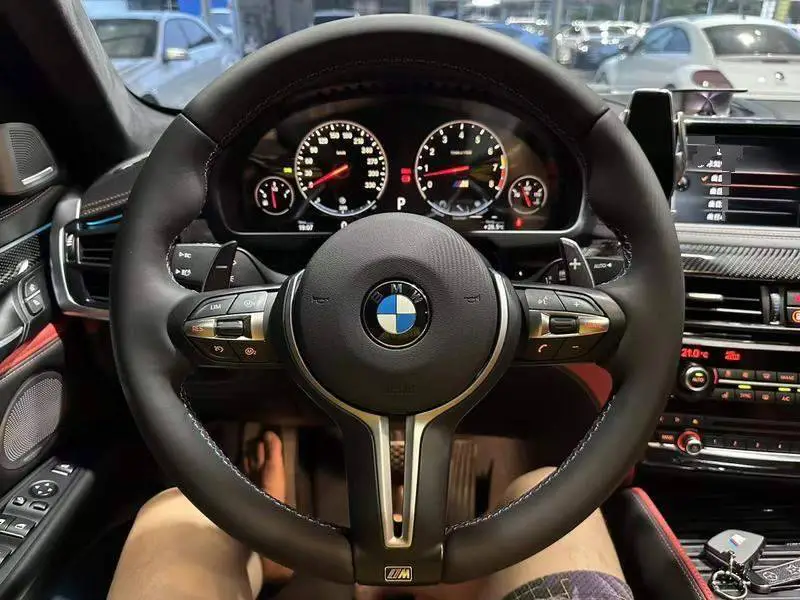 BMW X6 M 2015 X6 M — 14