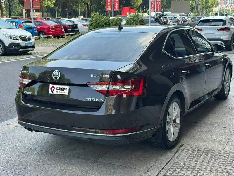 Speed 2016 TSI280 DSG Intelligent Edition — 6