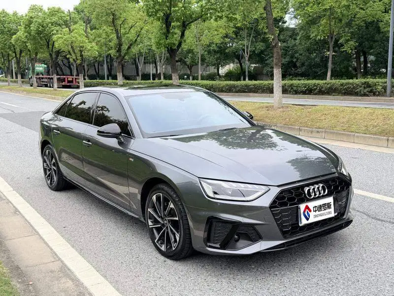 Audi A4L 2022 40 TFSI Stylish and Dynamic — 3