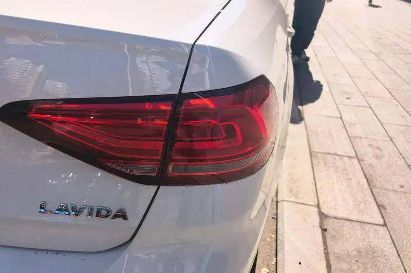 Lavida 2019 1.5L Automatic Fashion Edition National VI — 6