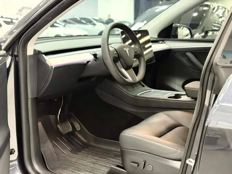 Model Y 2024 rear-wheel drive version — 19