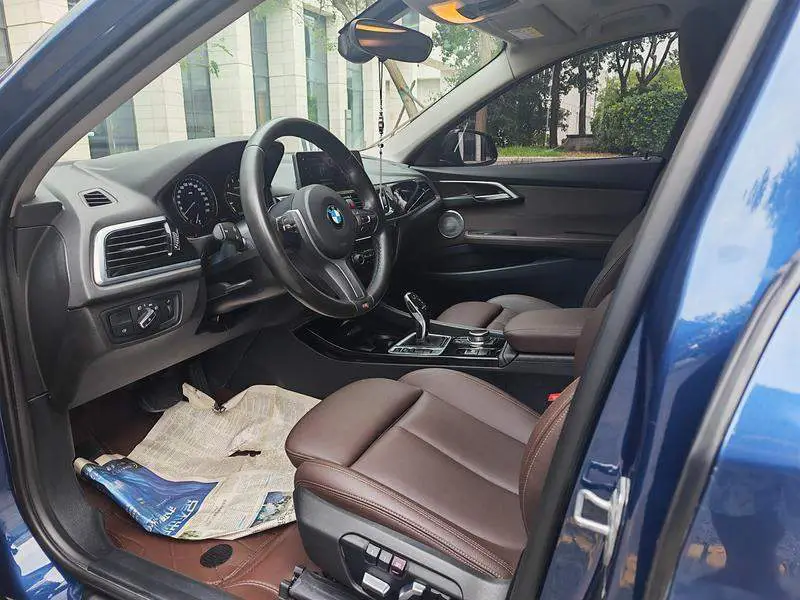 BMW 1 Series 2021 120i M Sport Night Edition — 8
