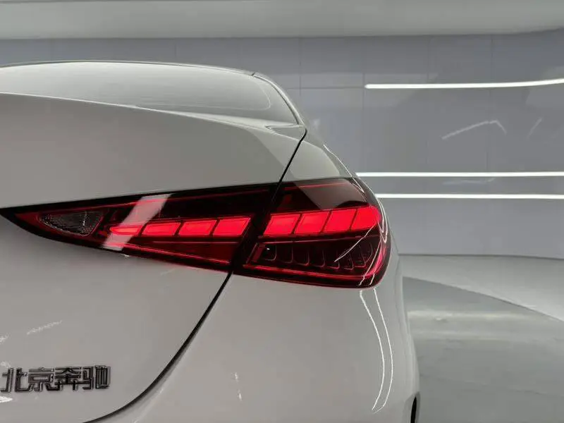 Mercedes-Benz C-Class 2025 C 260 L Sport Edition — 7
