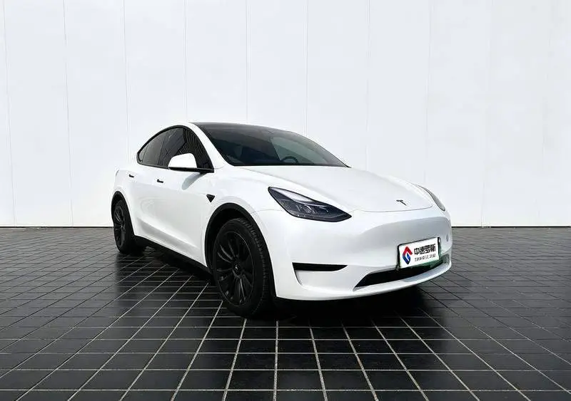 Model Y 2022 facelifted rear-wheel drive version — 3