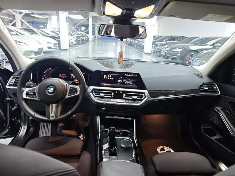 BMW 3 Series 2021 facelift 325Li M Sport Night Edition — 13