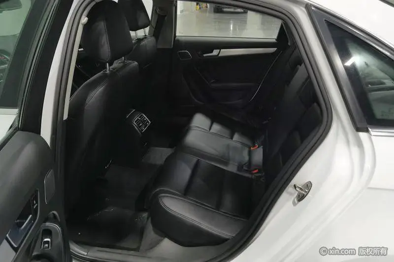 Audi A4L 2015 35 TFSI Automatic Standard Model — 20