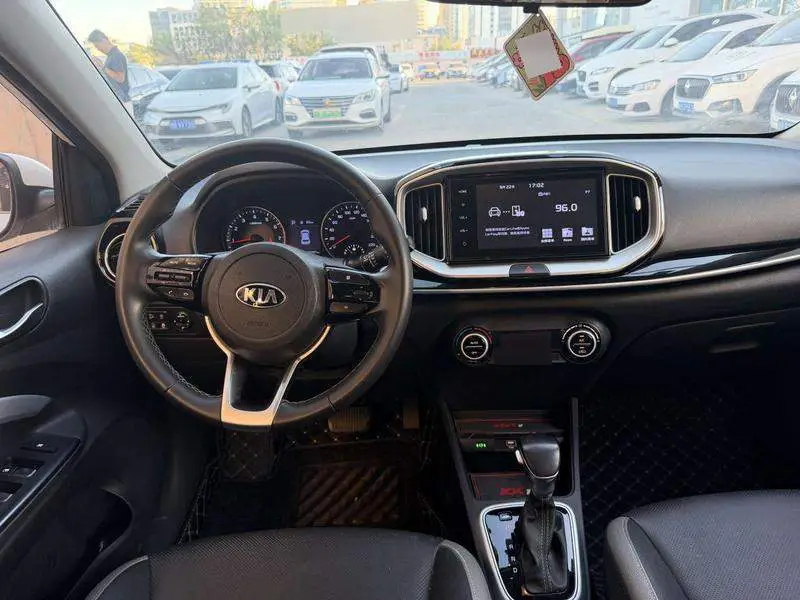 Yipao 2019 1.4L Automatic Fun Edition National VI — 6
