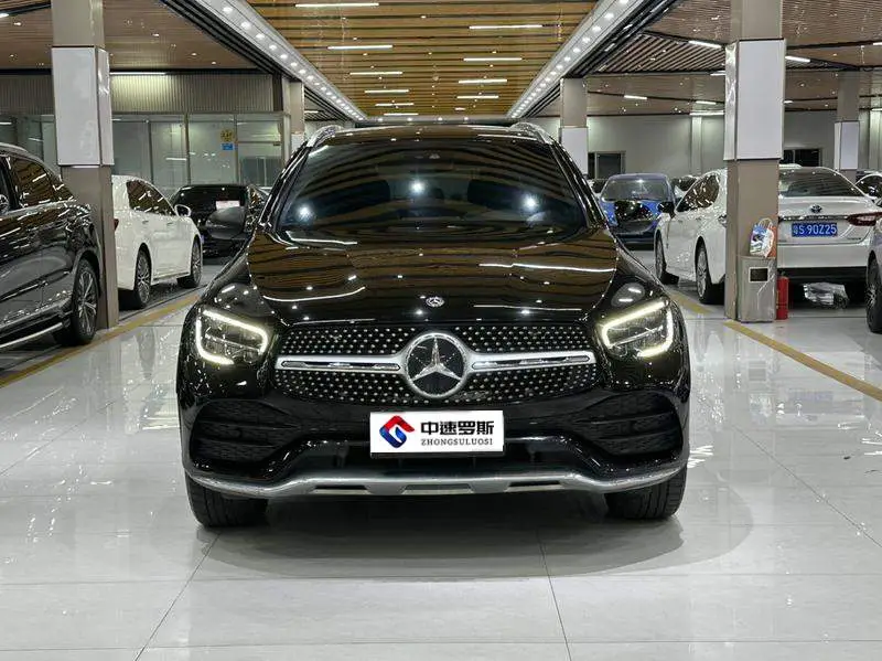 Mercedes-Benz GLC 2021 GLC 300 L 4MATIC Dynamic — 2