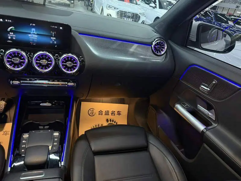 Mercedes-Benz GLA 2023 GLA 220 — 17