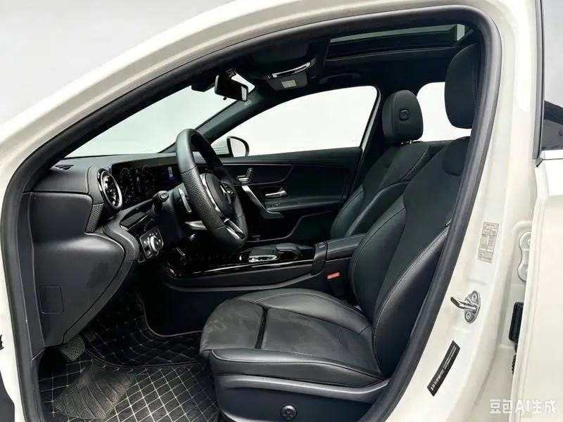 Mercedes-Benz A-Class 2019 A 200 L sports sedan — 12
