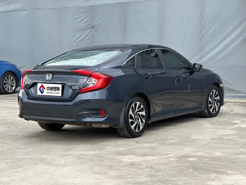 Civic 2016 220TURBO CVT Deluxe Edition — 7